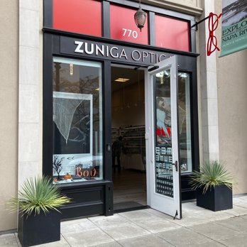 Zuniga Optical Storefront